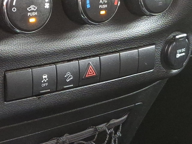 Used 2014 Jeep Wrangler Unlimited Sport w/ Quick Order Package 24S image 23