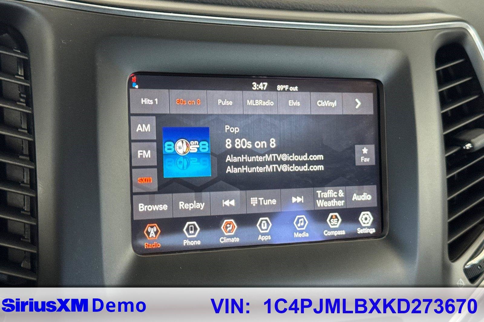 Used 2019 Jeep Cherokee Latitude Plus AWD/4WD image 22