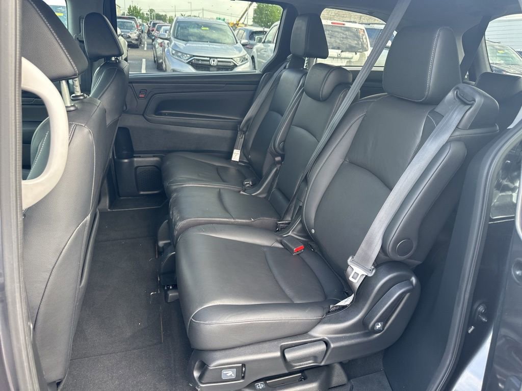 Used 2023 Honda Odyssey EX-L image 16