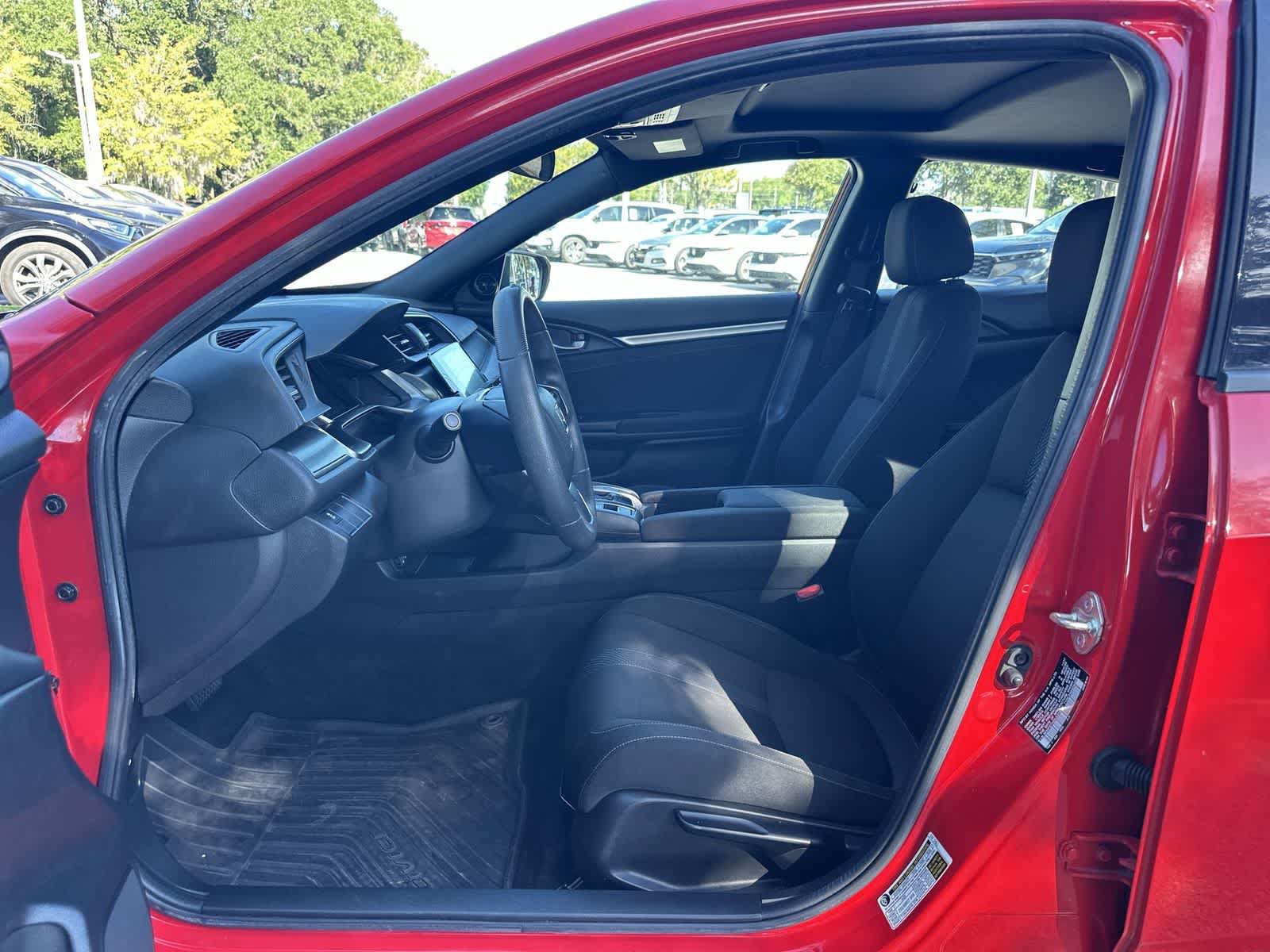 Used 2018 Honda Civic EX image 2