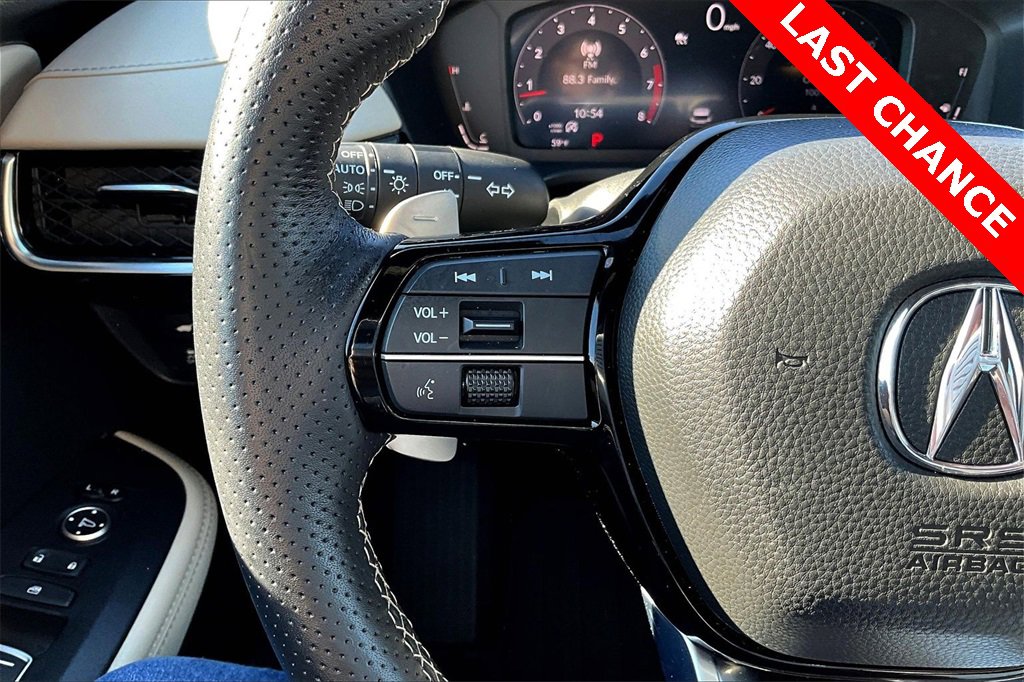 Certified 2025 Acura ADX A-Spec image 18