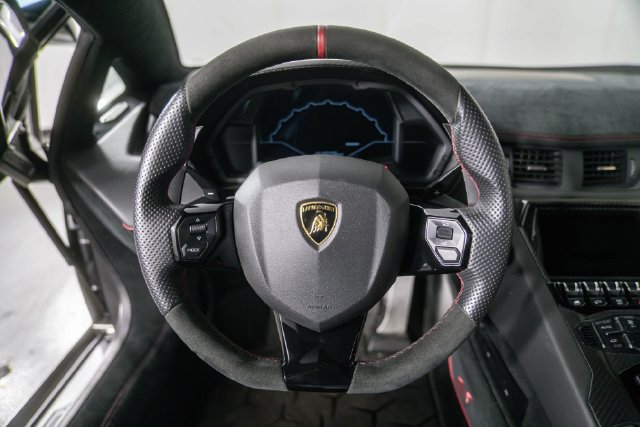 Used 2016 Lamborghini Aventador LP 750-4 AWD/4WD image 17