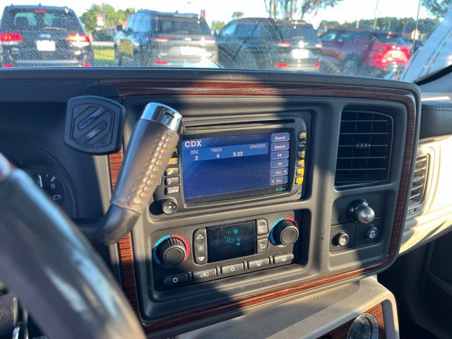 Used 2004 Cadillac Escalade EXT AWD/4WD image 21