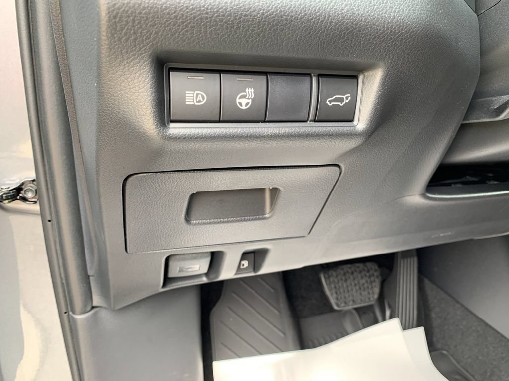 Used 2026 Toyota Grand Highlander AWD image 32