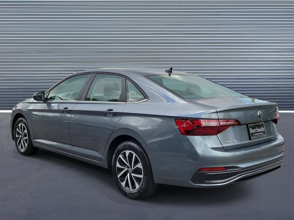 Used 2023 Volkswagen Jetta S FWD image 4