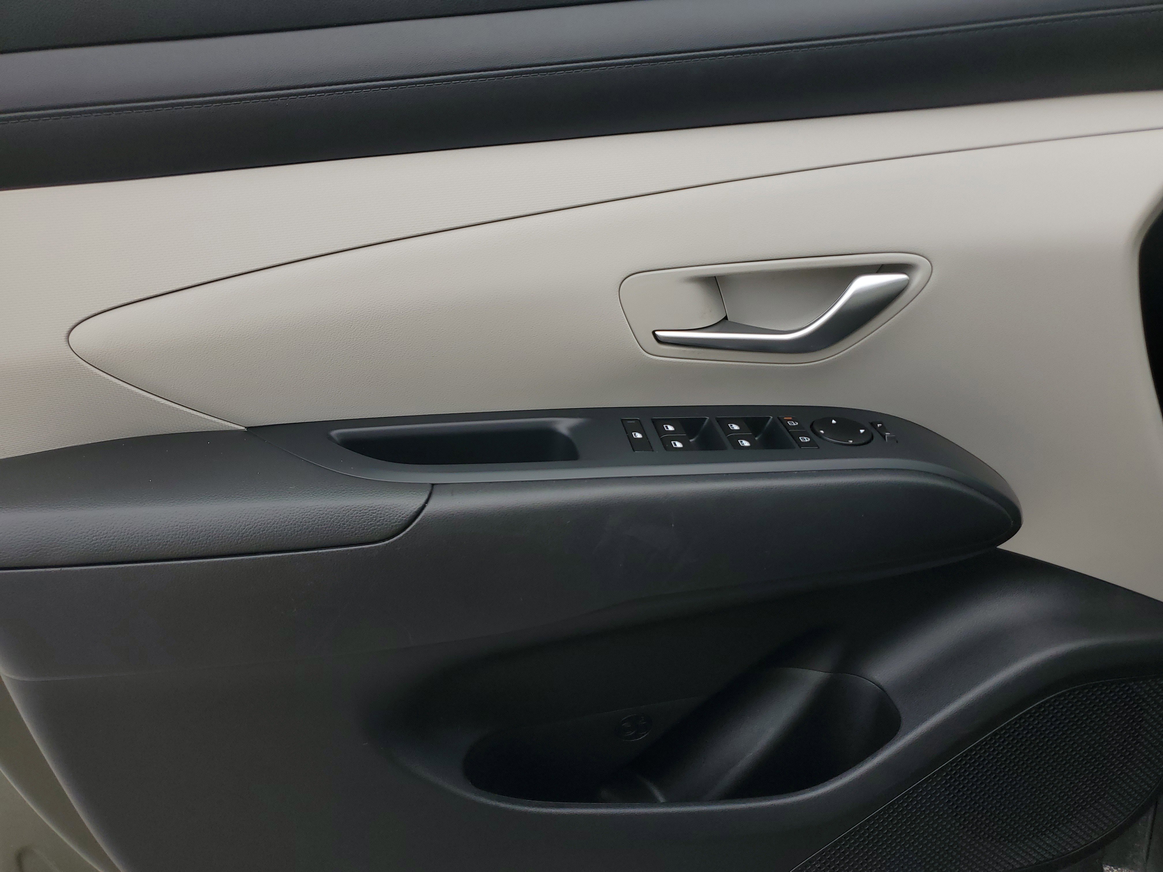 Used 2025 Hyundai Tucson SEL image 18