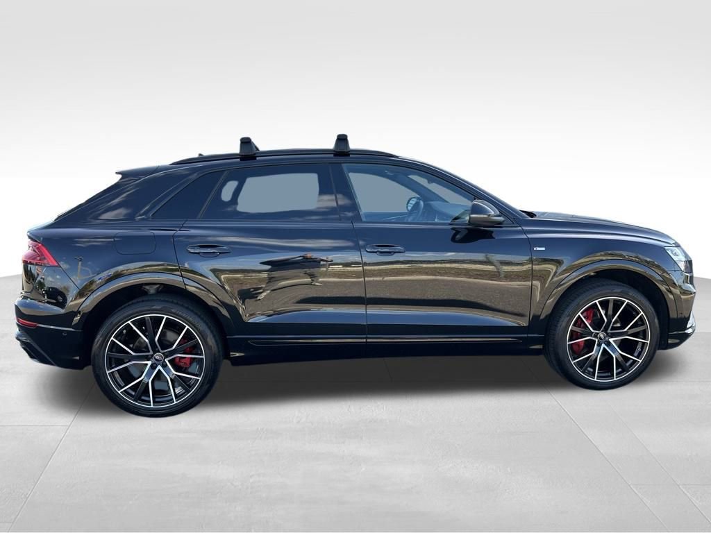 Used 2022 Audi Q8 Premium Plus w/ Premium Plus Package image 5