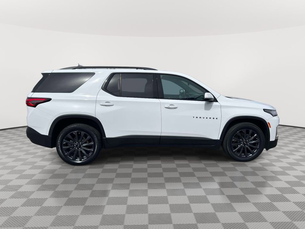 Used 2023 Chevrolet Traverse RS AWD/4WD image 4