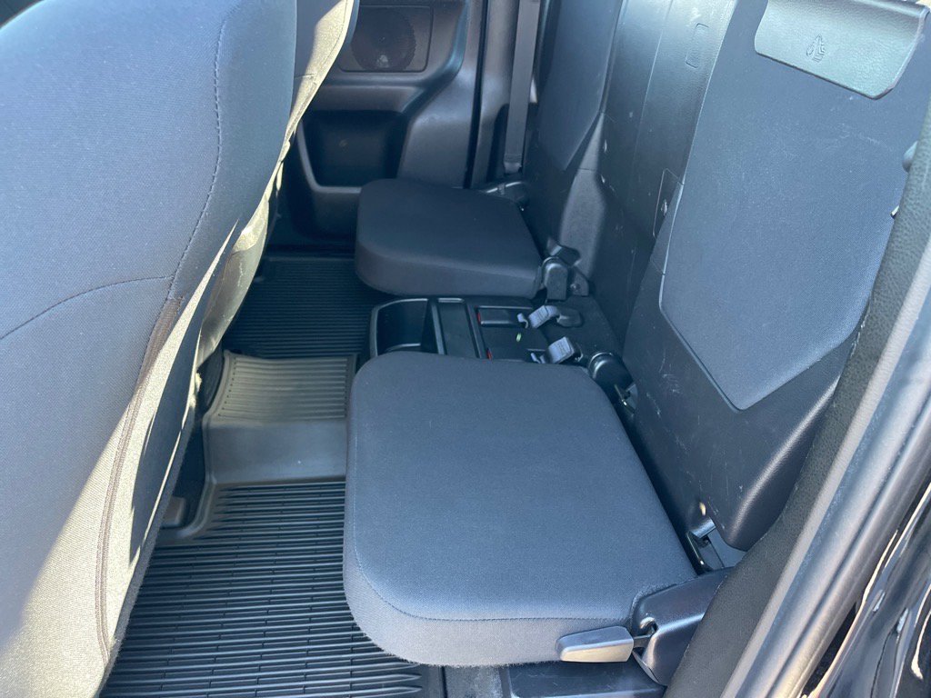 Used 2020 Toyota Tacoma TRD Sport image 12