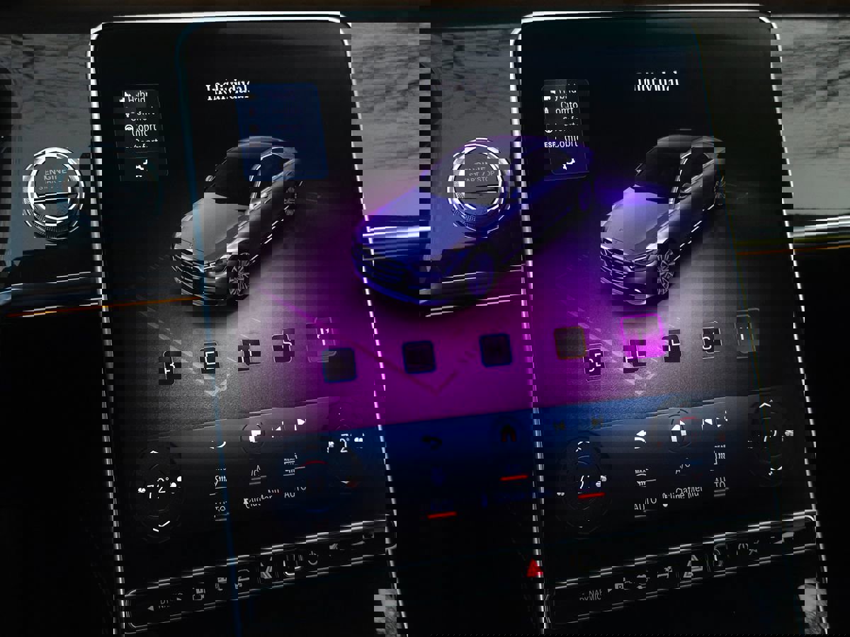 Used 2023 Mercedes-Benz S 580e 4MATIC Sedan w/ Warmth & Comfort Package image 75