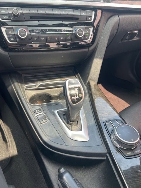 Used 2018 BMW 330i Sedan RWD image 18