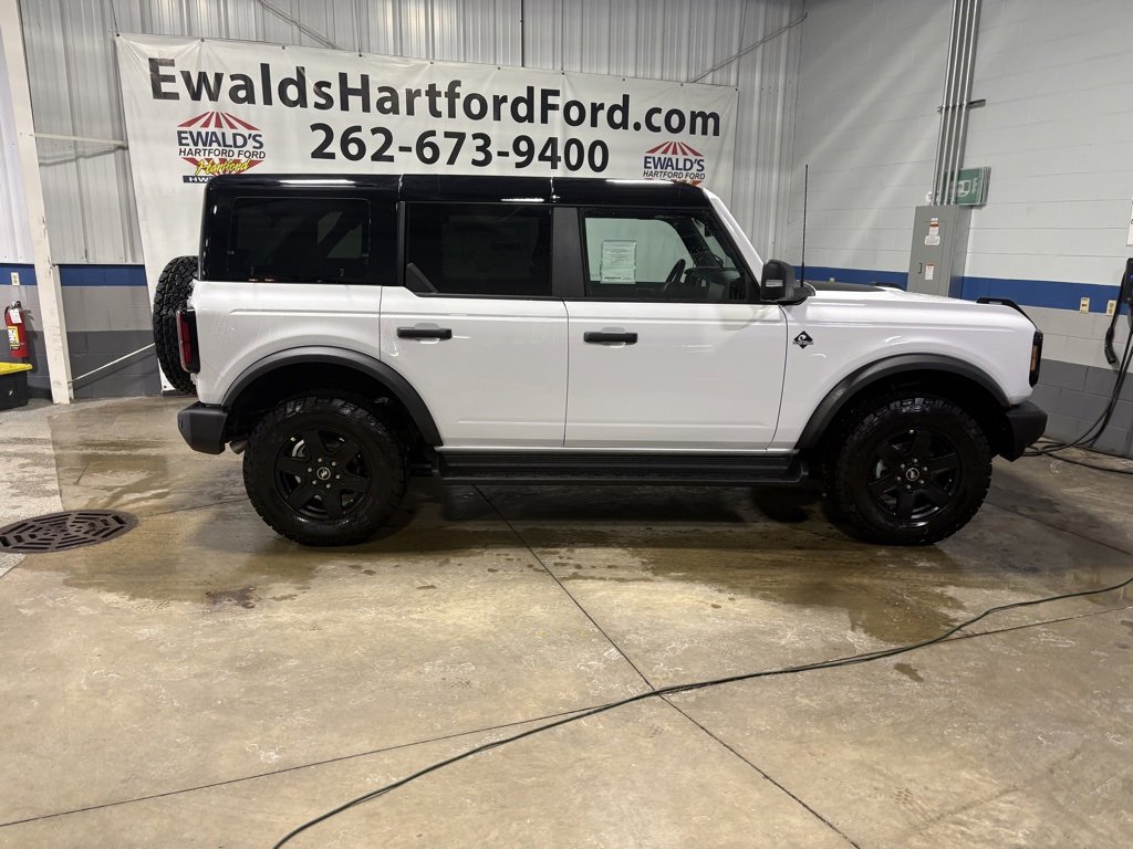 New 2025 Ford Bronco Outer Banks image 7