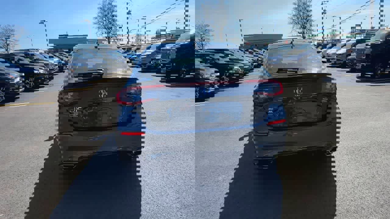 Used 2024 Honda Civic Sport Touring image 7