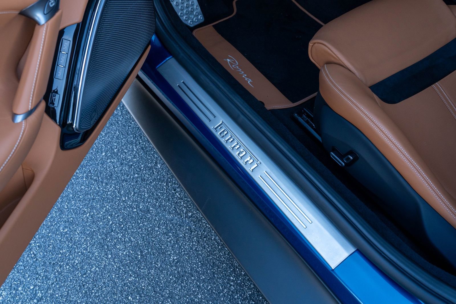 Certified 2024 Ferrari Roma image 27