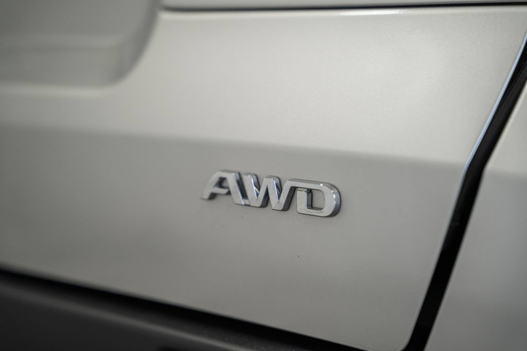 Used 2024 Toyota bZ4X AWD w/ Weather Package image 7