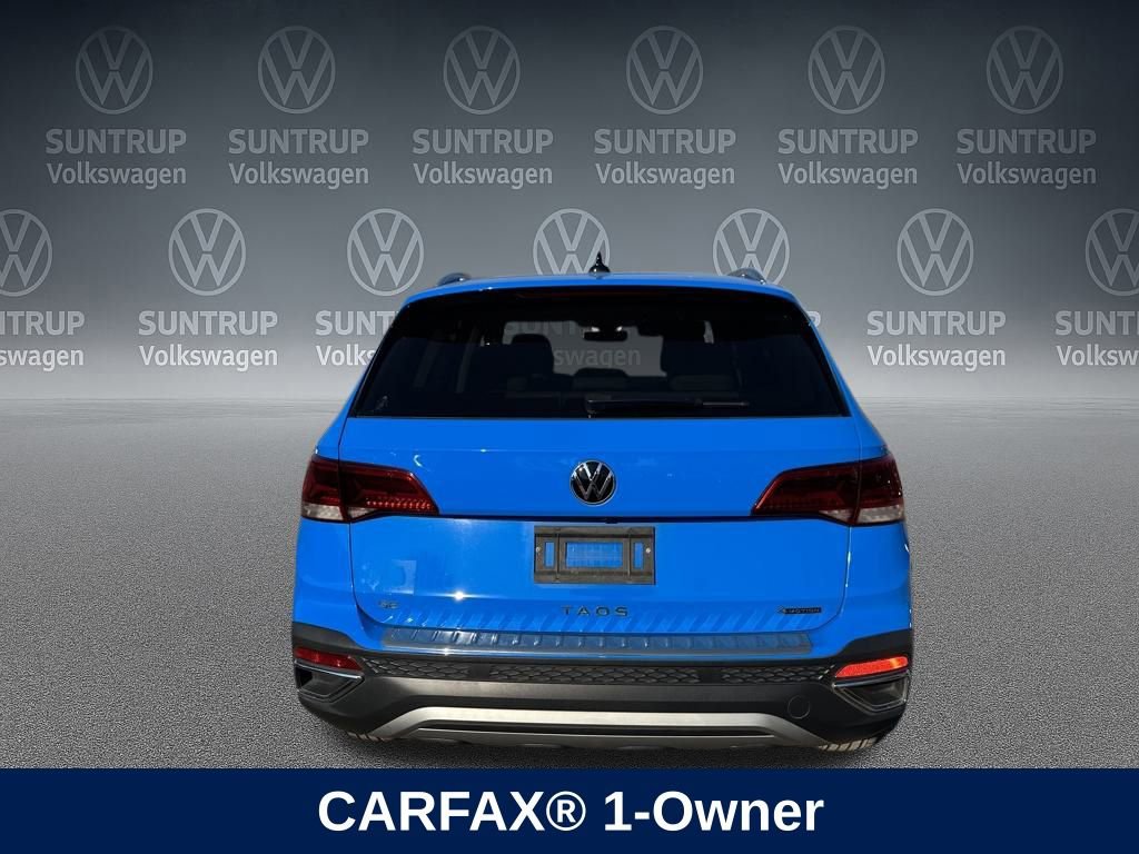 Used 2024 Volkswagen Taos SE image 4