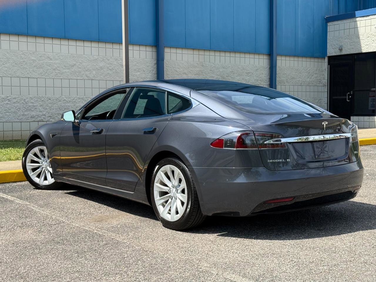 Used 2017 Tesla Model S 100D image 7