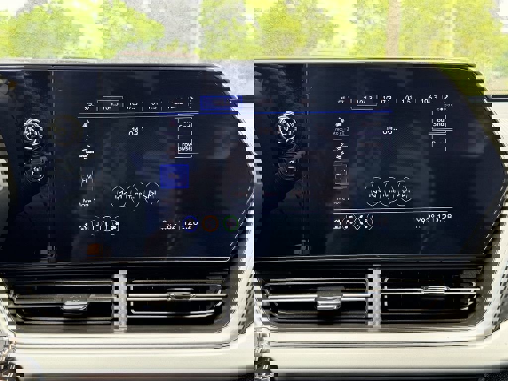 Certified 2024 Chevrolet Trax RS image 23