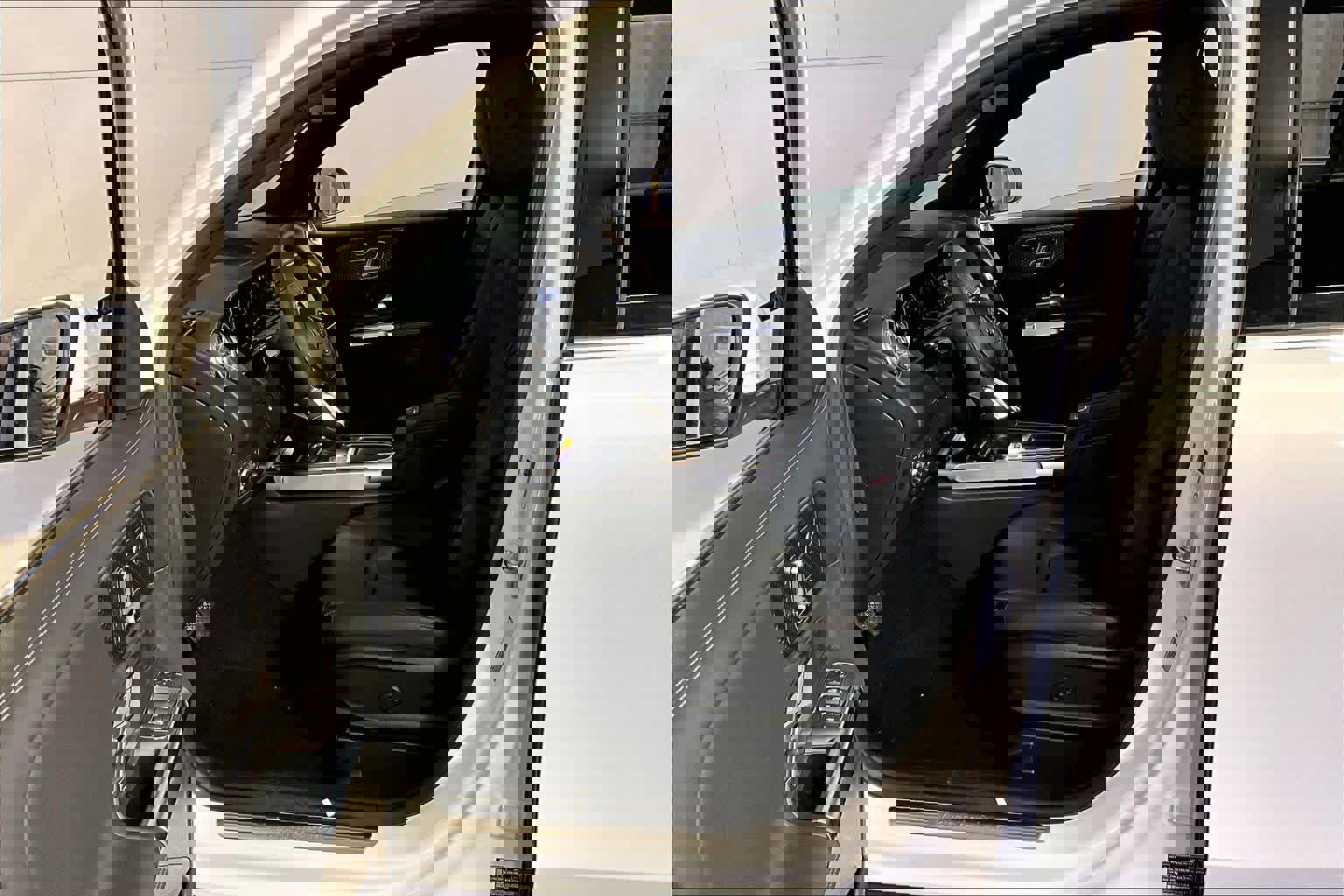 New 2026 Mercedes-Benz GLB 250 4MATIC image 13