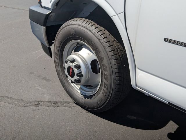 New 2024 GMC Savana 3500 Extended w/ Power Convenience Package RWD image 9