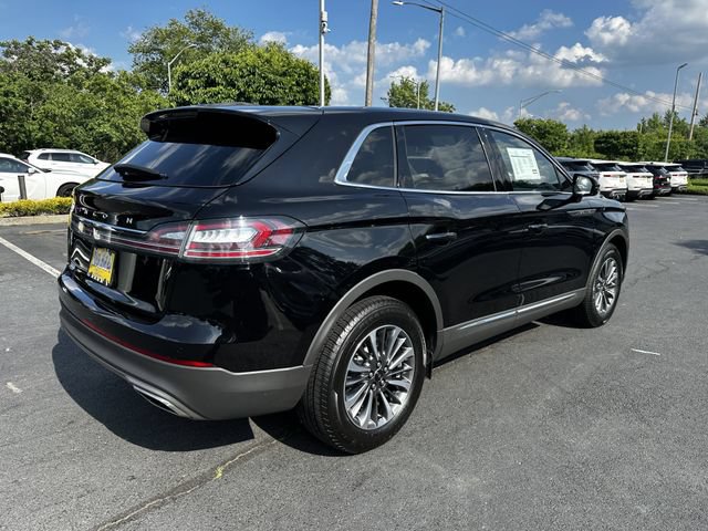 Certified 2023 Lincoln Nautilus AWD w/ Premium Package image 5