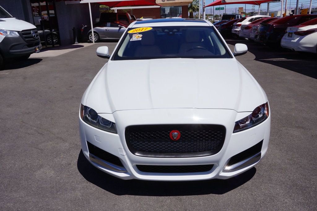 Used 2017 Jaguar XF RWD image 10