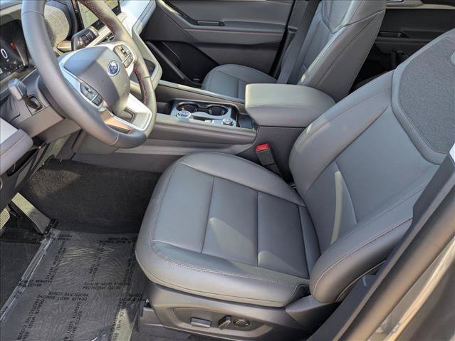New 2026 Ford Explorer Active w/ Active Comfort Package AWD/4WD image 4