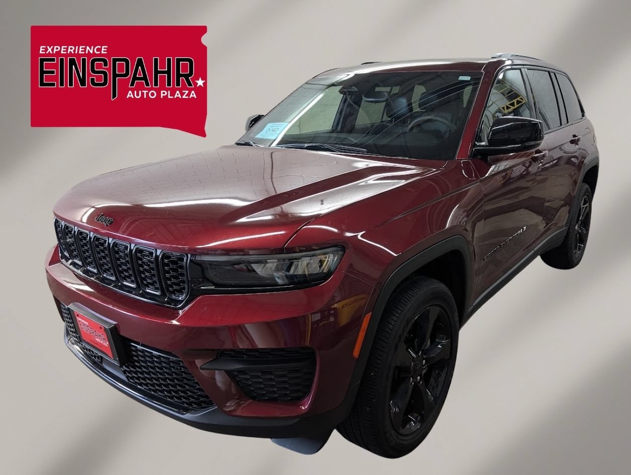 Used 2023 Jeep Grand Cherokee Altitude