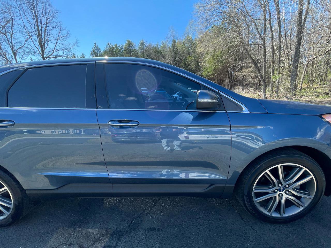 Used 2019 Ford Edge Titanium w/ Cold Weather Package image 11