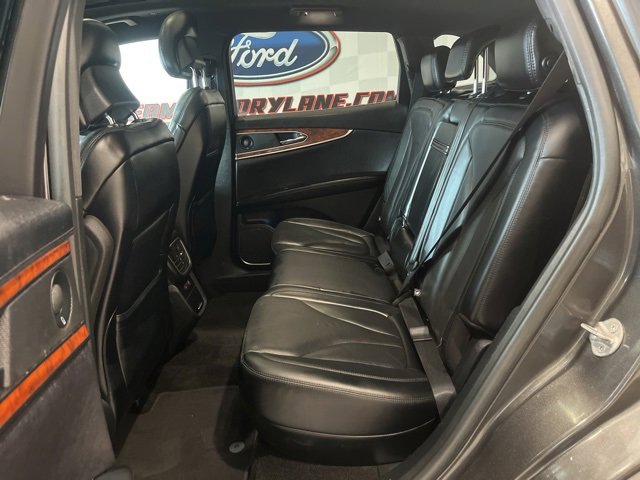 Used 2019 Lincoln Nautilus Reserve image 30