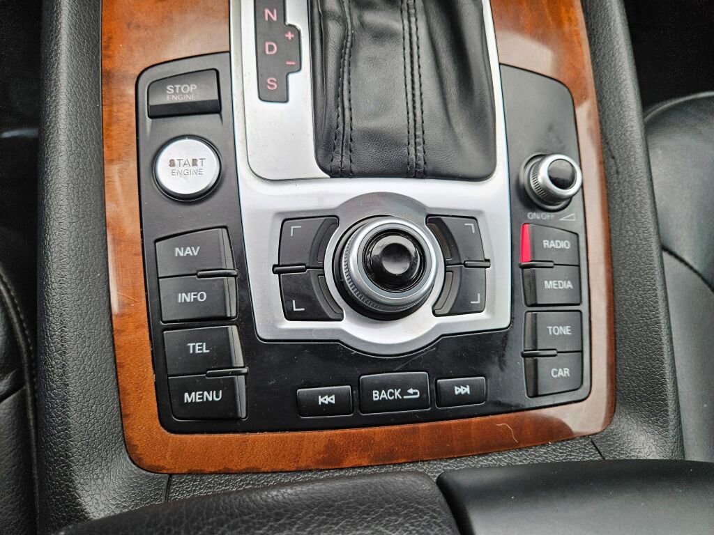 Used 2015 Audi Q7 3.0T Premium Plus w/ Premium Plus Package image 8