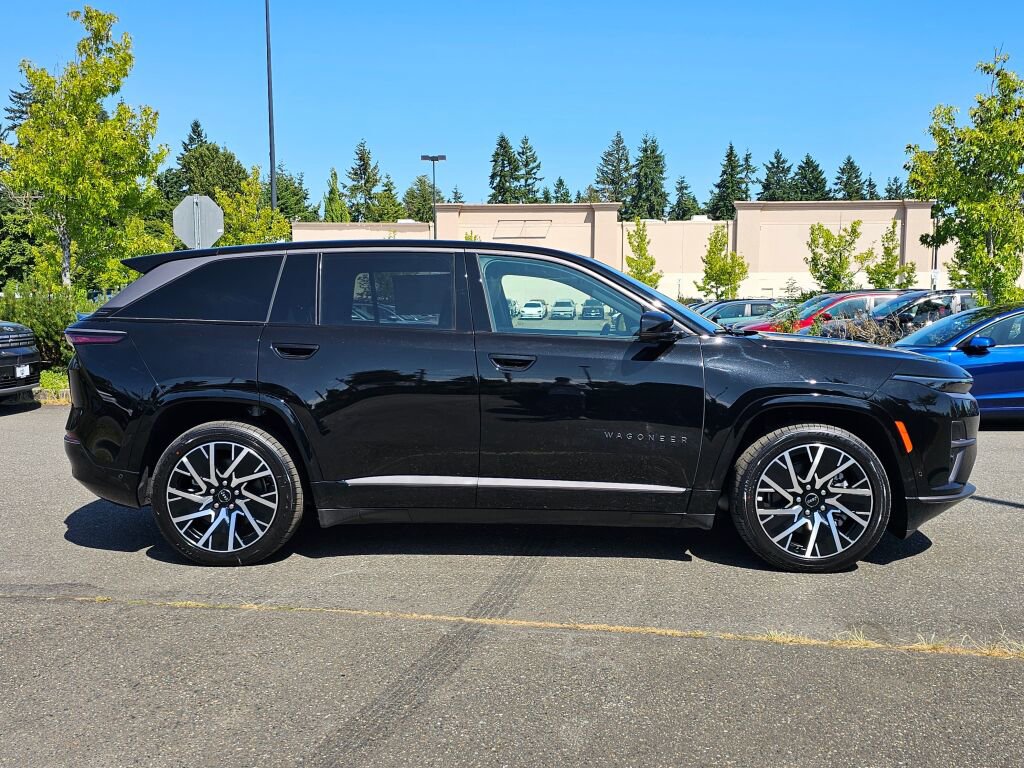 New 2025 Jeep Wagoneer S Limited image 9