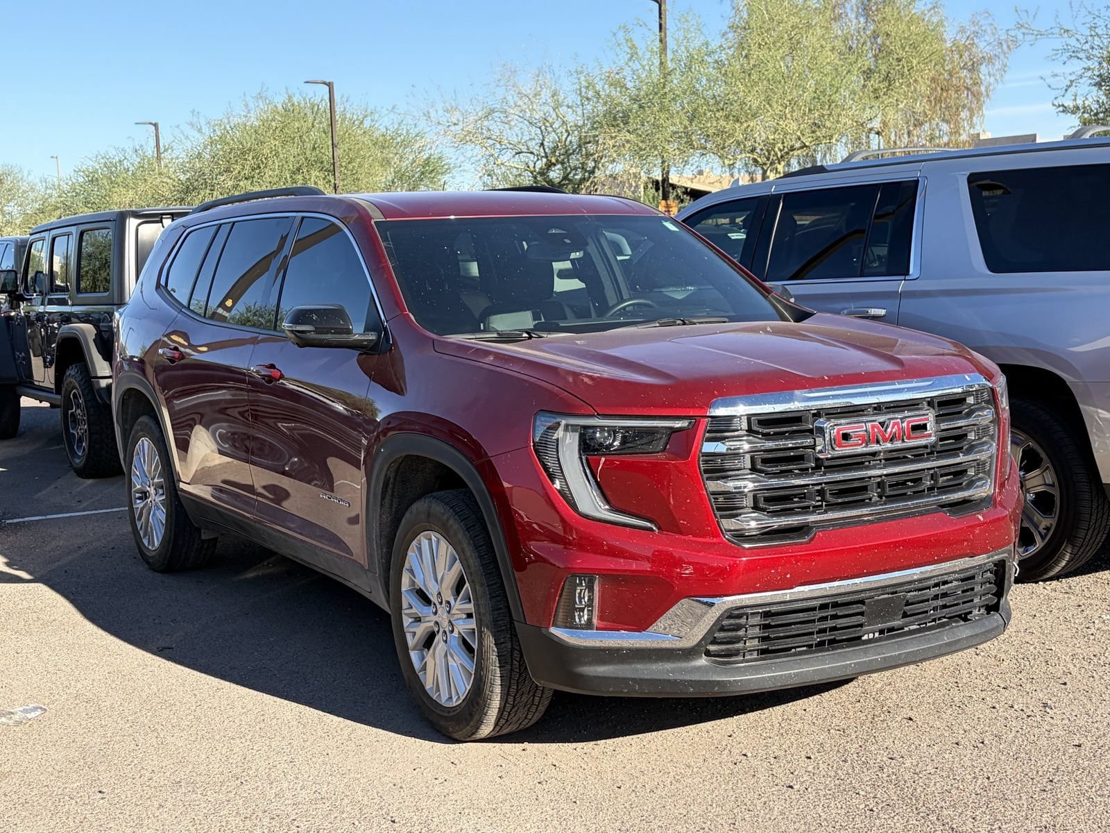 Used 2024 GMC Acadia Elevation FWD image 5