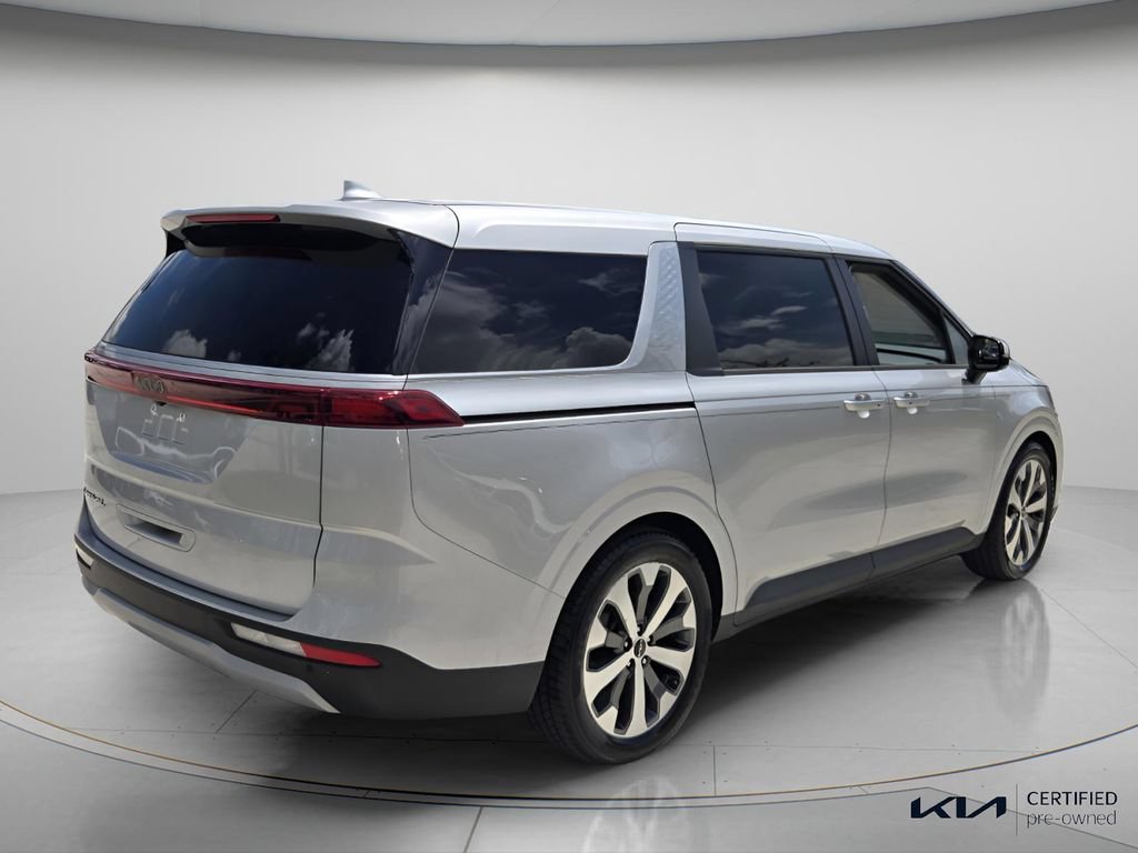 Certified 2022 Kia Carnival LX FWD image 7