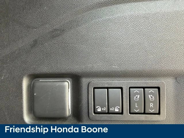 Used 2021 Chevrolet Tahoe Premier w/ Premium Package AWD/4WD image 48