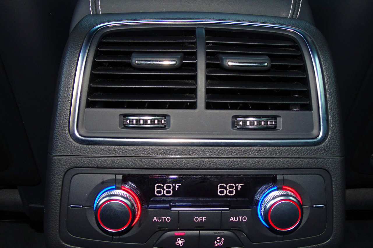 Used 2018 Audi S6 Premium Plus image 22