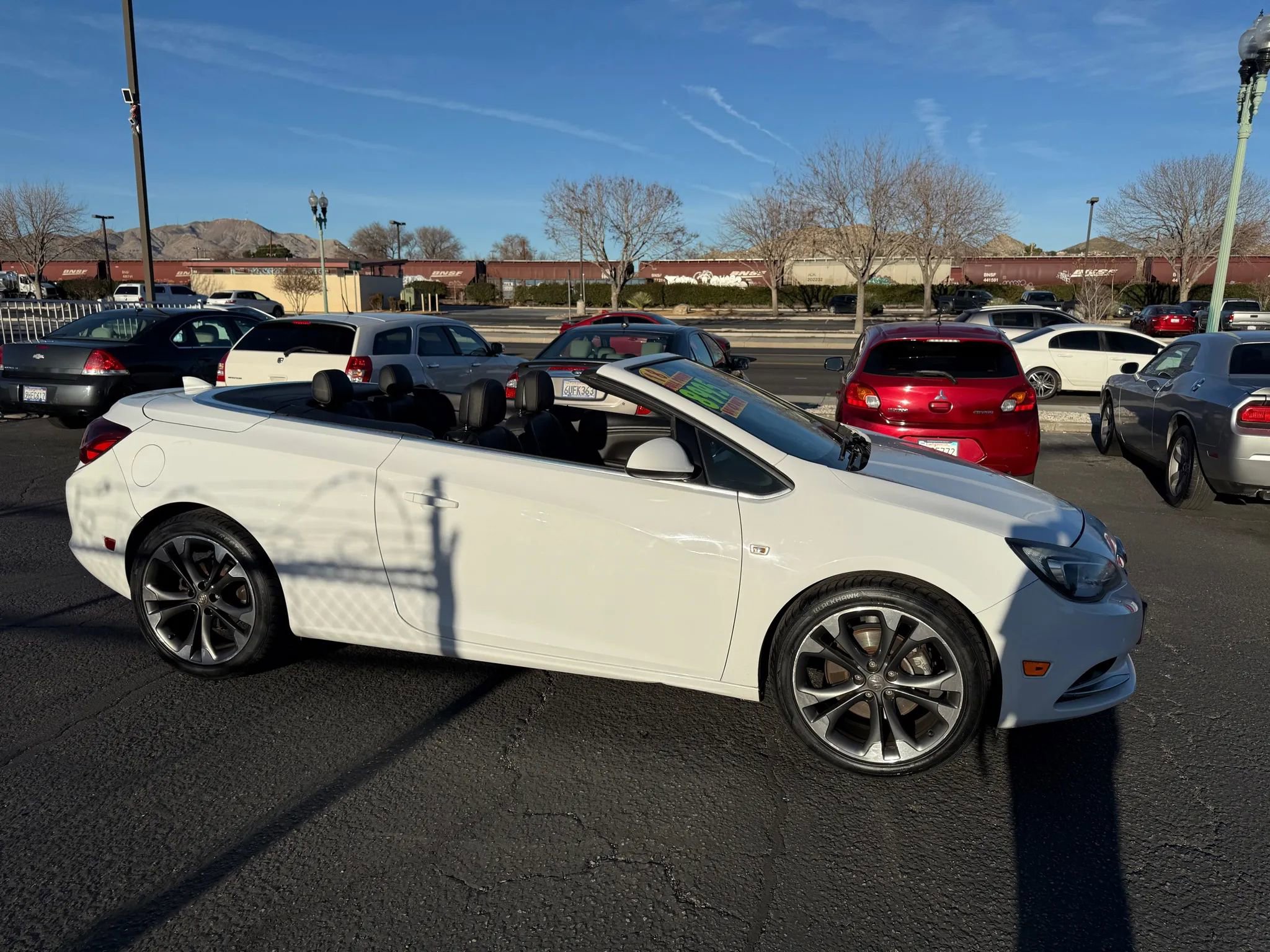 Used 2018 Buick Cascada Premium image 2