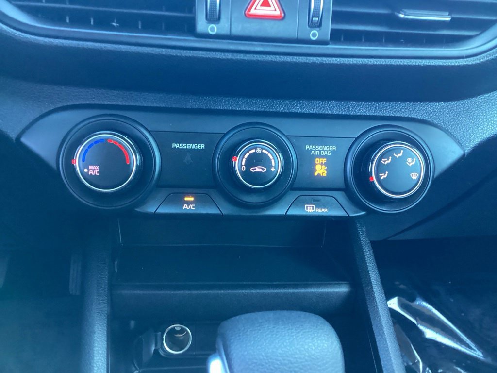 Used 2023 Kia Forte LXS w/ LXS Technology Package FWD image 25