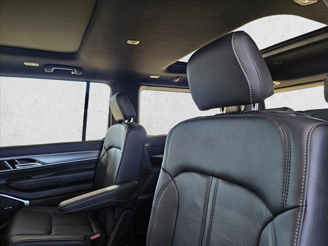 New 2025 Jeep Wagoneer Series II w/ Premium Group I image 16