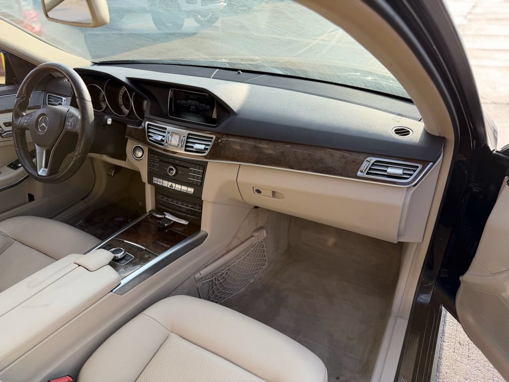 Used 2016 Mercedes-Benz E 350 4MATIC Sedan image 13