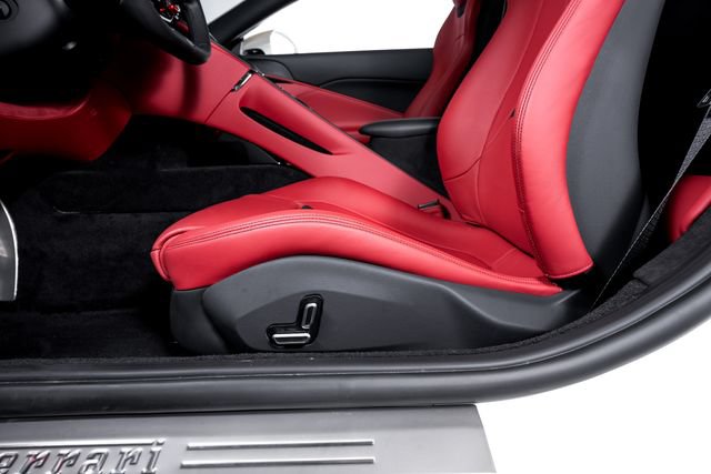 Used 2024 Ferrari Roma RWD image 26