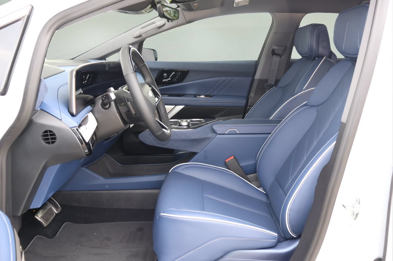 New 2027 Cadillac Optiq Premium Luxury AWD/4WD image 13