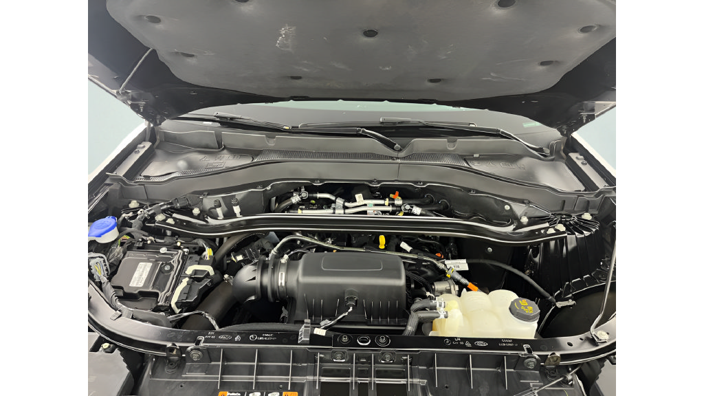 Used 2024 Ford Explorer Limited AWD/4WD image 19