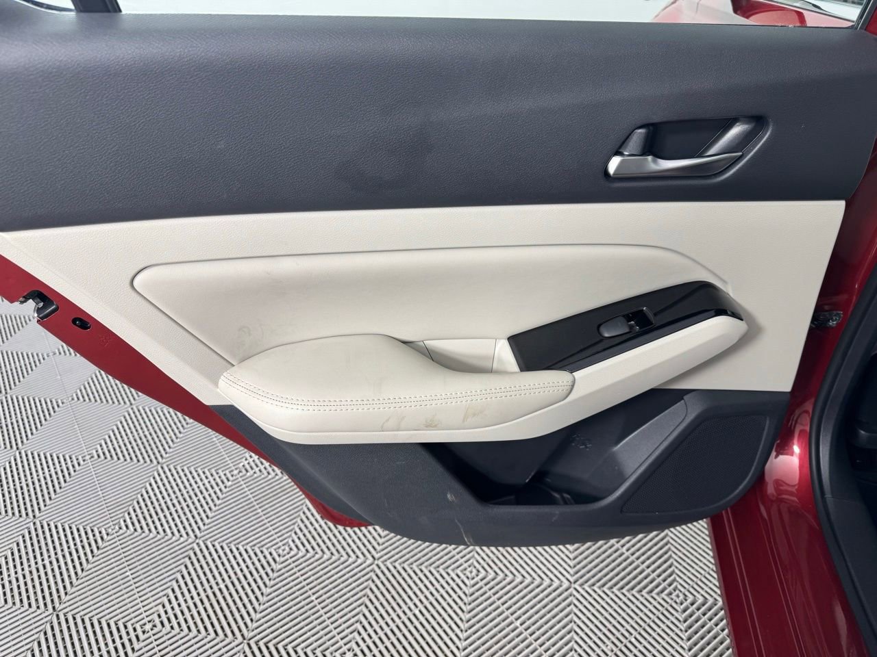 Used 2022 Nissan Altima 2.5 SV w/ SV Premium Package image 23