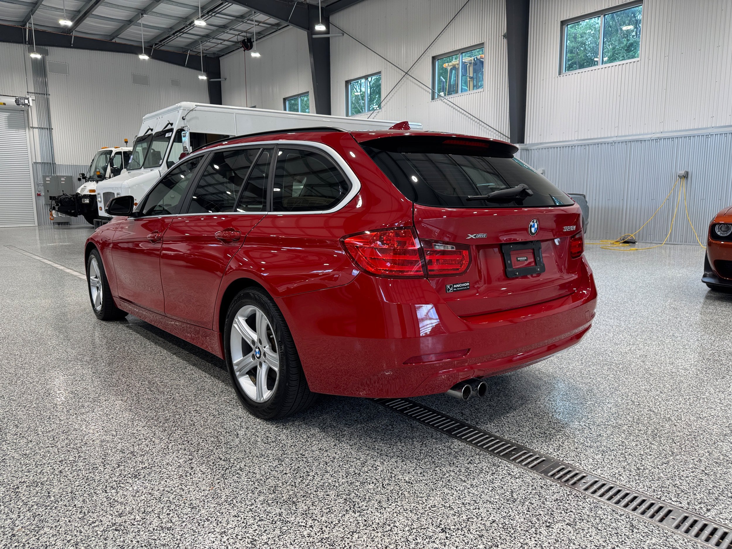 Used 2015 BMW 328i xDrive Wagon AWD/4WD image 7