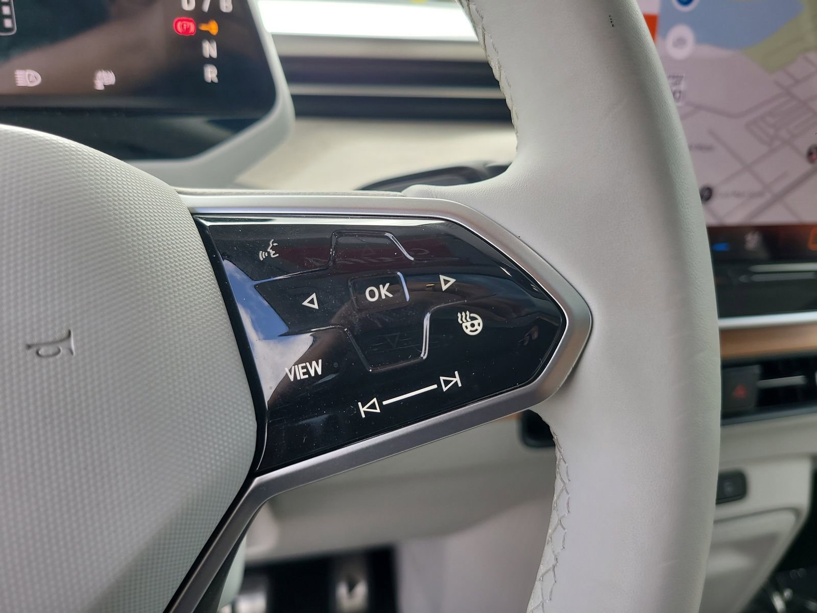 Certified 2025 Volkswagen ID. Buzz 1st Edition image 28