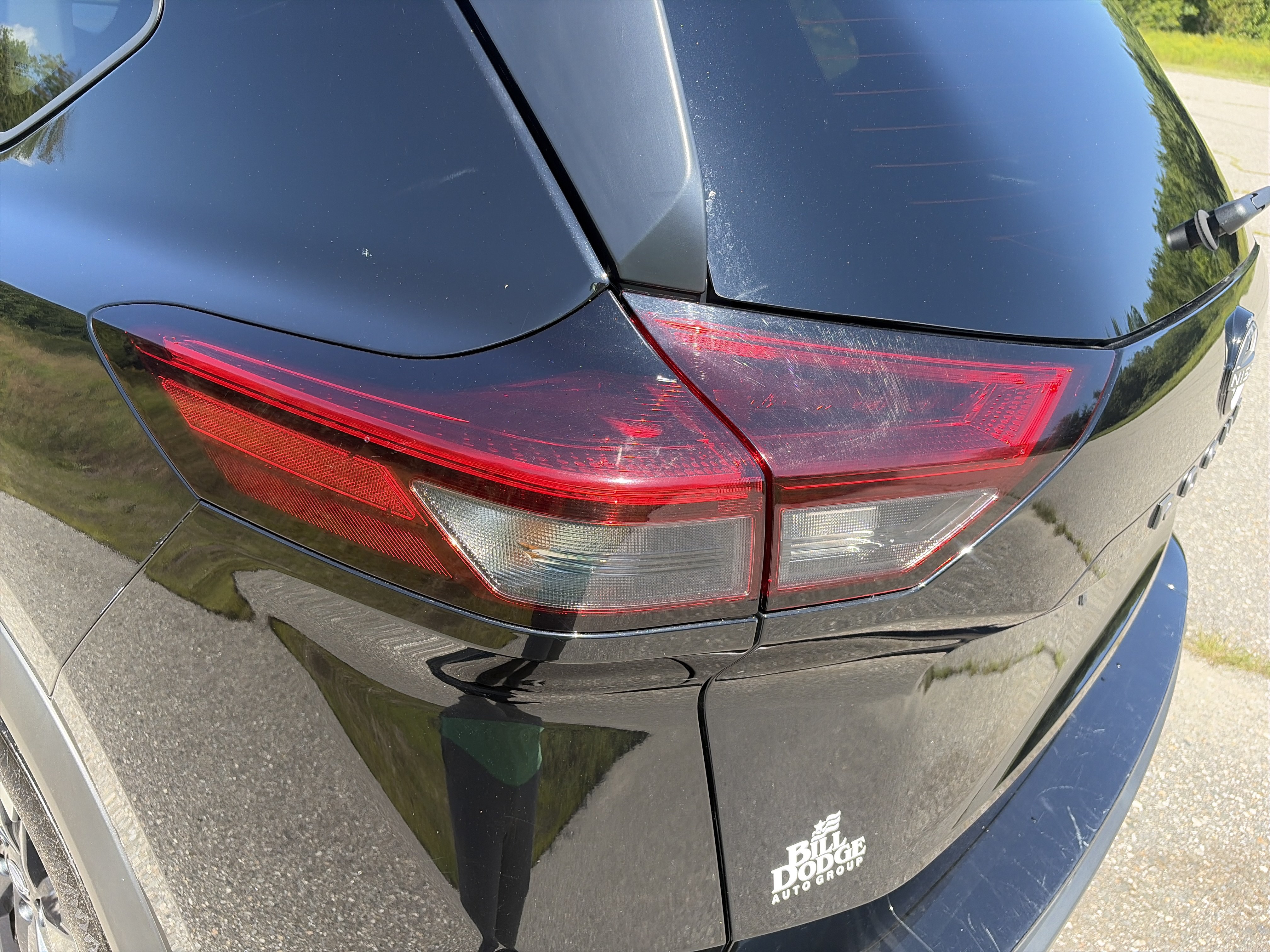 Certified 2024 Nissan Rogue SV AWD/4WD image 2