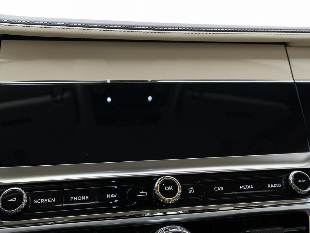 Used 2026 Bentley Flying Spur Plug-In Hybrid AWD/4WD image 42
