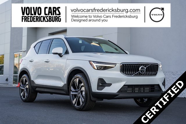 Certified 2025 Volvo XC40 B5 Ultra w/ Climate Package