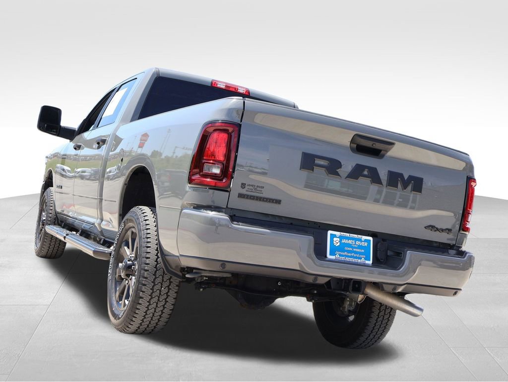 Used 2026 RAM 2500 Big Horn AWD/4WD image 3